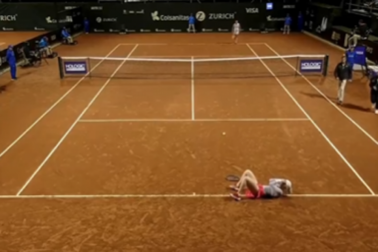 Tenis