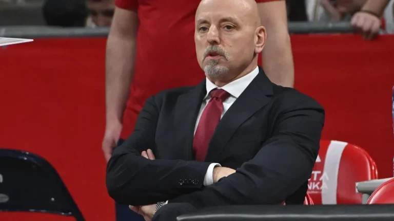 
                    Hitno saopštenje: Hapoel se oglasio zbog Saše Obradovića 