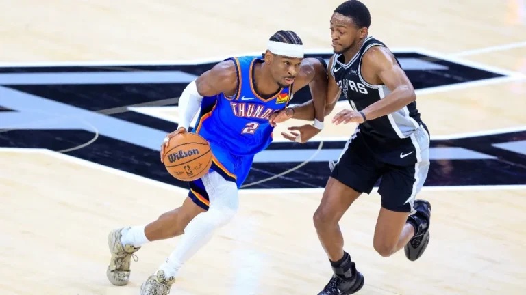 
                    Vraćen brejk! Oklahoma srušila San Antonio