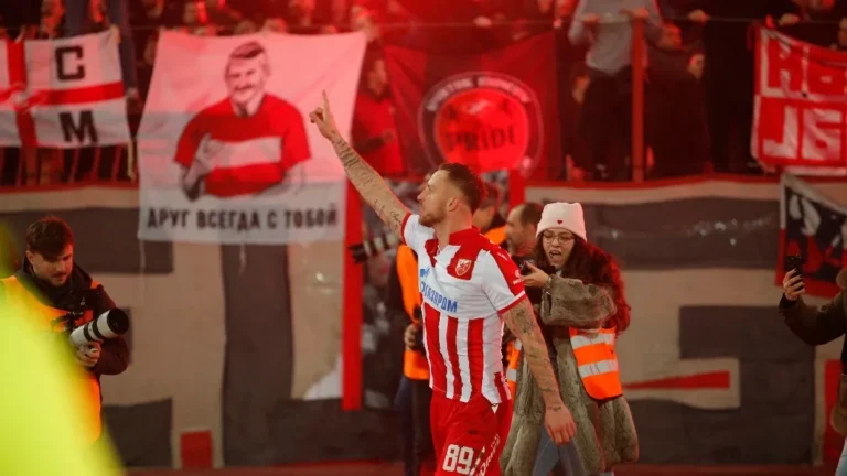 
                    Zvezda sprema pojačanje: Na "Marakanu" dolazi saigrač Marka Aranutovića?