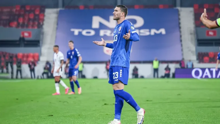 
                    Dušan Vlahović karijeru neće nastaviti u Evropi?